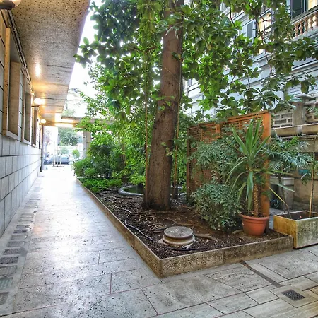 Roma Centro CDR Luxury Suites