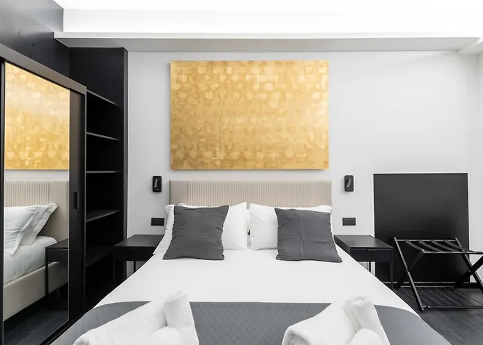 Centro Cdr Luxury Pensión 4*